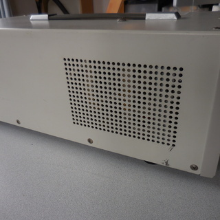 定電圧電源　無線機測定等に最適