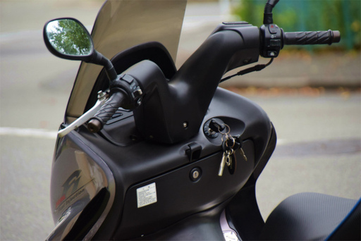 ☆マジェスティ125FI☆18133km☆シートカスタム☆サイドバイザー☆リア