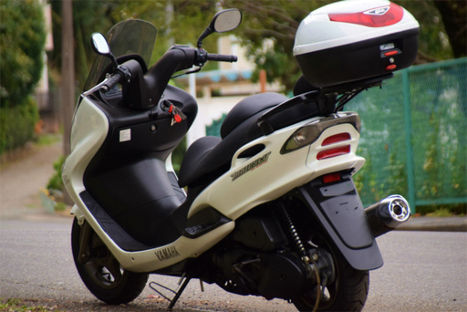 ☆マジェスティ125FI☆9722km☆最終型☆WAKO'S オイル交換☆リアボックス☆