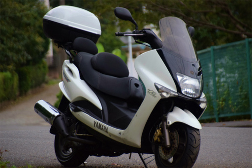 ☆マジェスティ125FI★9722km☆最終型★WAKO’S オイル交換★リアボックス☆下取り全国配送も可能です☆彡