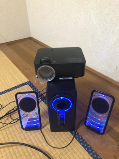 プロジェクター、スピーカーセット