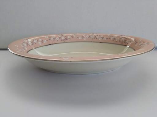 アメリカンブランド陶器　クラシック楕円形サラダサービングボール　Castleton China Trousseau Vegetable Serving Bowl