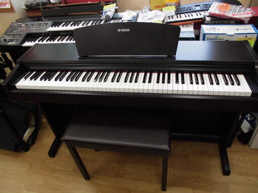 YAMAHA/ヤマハ 電子ピアノ ARIUS アリウス YDP-131 88鍵盤 こげ茶 イス付き　西岡店