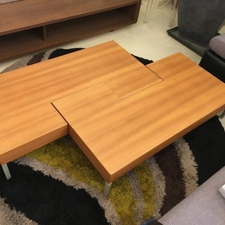 porada リビングテーブル PUZZLE2LIVINGTABLE イタリア製 茶 中古品 porada リビングテーブル PUZZLE2LIVINGTABLE イタリア製 茶 中古品