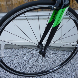 中古美品 GIANT CONTEND1 S SORA 2017年モデル 520mm 700×25C 2×