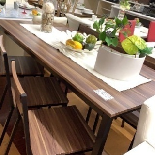 ブラウンの机＋イス6個セットを入荷致しました！