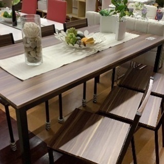 ブラウンの机＋イス6個セットを入荷致しました！