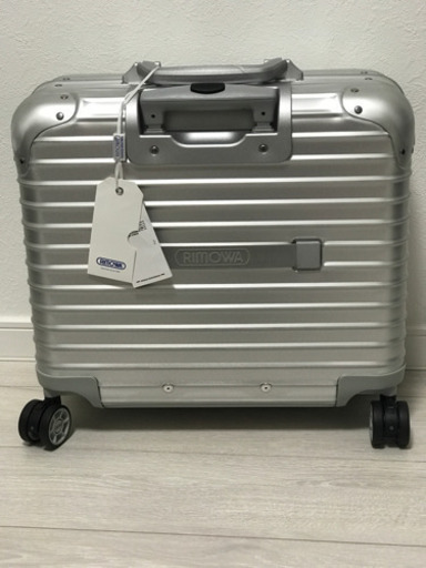未使用 リモワ スーツケース Rimowa Topas Business Multiwheel Aluminium Pilot Trolley