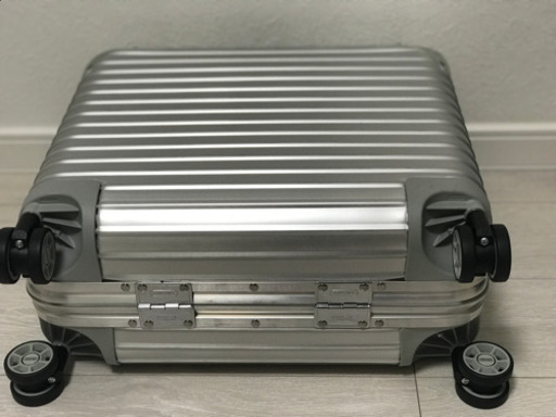 未使用 リモワ スーツケース Rimowa Topas Business Multiwheel Aluminium Pilot Trolley