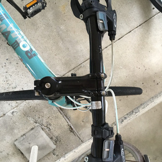 大幅値下げ　ビアンキローマ3 クロスバイク　2015年式 ビアンキ ローマⅢ 2015.クロスバイク （カラ―人気のチェレステ）入荷