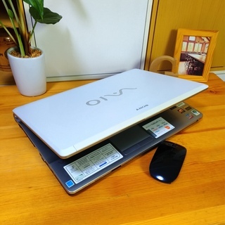 可愛いアーバンホワイトVAIO！ 美品☆ 最新Windows10！ 高速PC☆ 高 