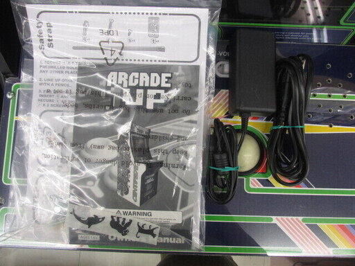 アーケードゲーム Tastemaker LLC ARCADE1UP CENTIPEDE 2018年製 NB625