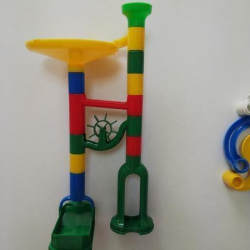 ピタゴラスイッチみたいな 自分でコースを作って玉を転がすおもちゃ はたけやま 碧海古井のおもちゃ 知育玩具 の中古あげます 譲ります ジモティーで不用品の処分