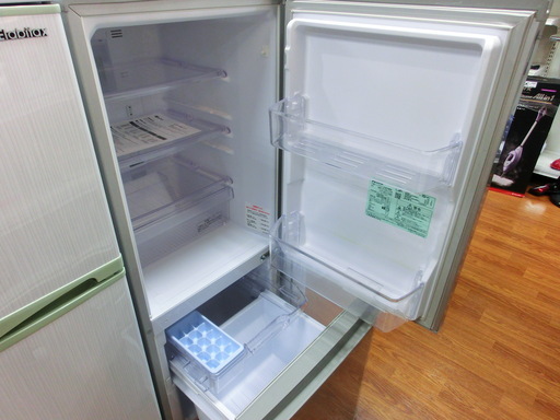 トレファク府中店】スタイリッシュな冷蔵庫！2017年製！！