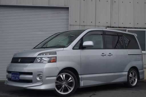 人気んのミニバンヴォクシー 社外ホイール付いてます オトロン練馬店 練馬のヴォクシーの中古車 ジモティー