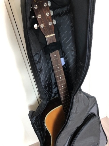 ② Aria Dreadnoughtアコースティックギター ハードケース付き Aria
