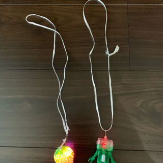 光るおもちゃ／ネックレス2種