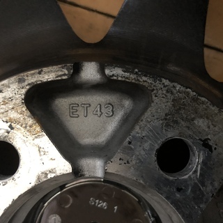 【a13】16インチ アルミホイール 16ｘ6J＋43 5H-100　社外　中古 手渡し可