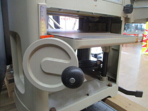 引取限定 戸畑本店]マキタ 312mm自動カンナ 2030S makita