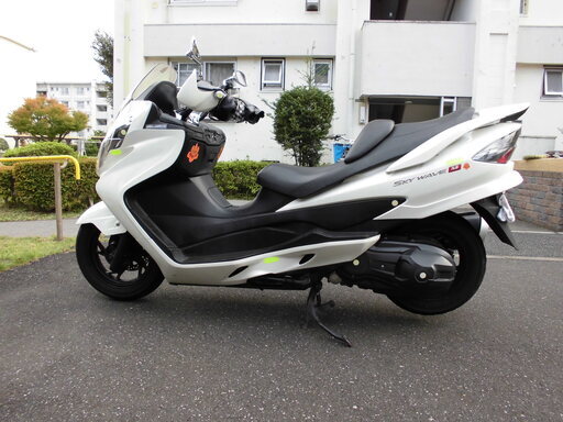 Skywave250 typeM  白　走行28920km