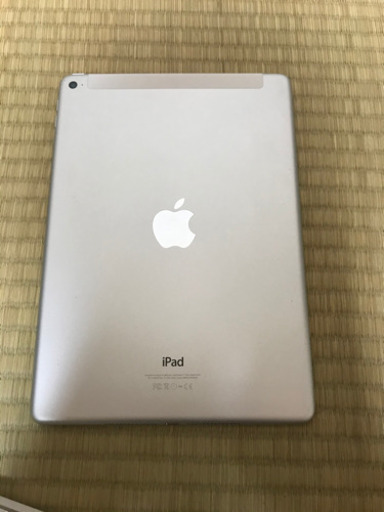 iPad Air2 16GB docomo シルバー 付属品多数！
