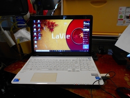 おトク情報がいっぱい！ NEC i3 エキストラホワイト　Core LS150/NSW Lavie ノートパソコン