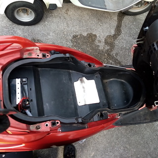 中華トライク　普通免許証ノーヘルメット走行可能２人乗り。