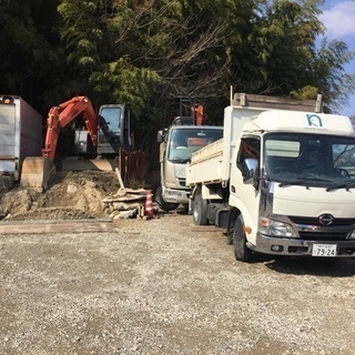 家屋解体工事.住宅基礎工事 建設スタッフ - 建築