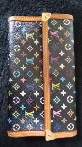 LOUIS VUITTON　三つ折り　長財布