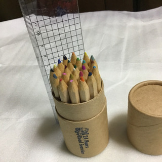 ミニサイズの色鉛筆です 非売品