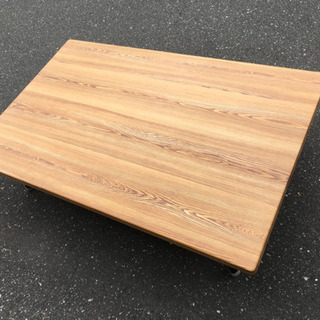 木目調 大きめ ローテーブル 昭和製 レトロ感がとてもよい感じです