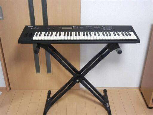 YAMAHA/ヤマハ　シンセサイザー　S03 BL　中古　キーボードスタンド付