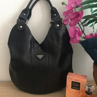 PRADA プラダ 高級カーフレザー ショルダーバック