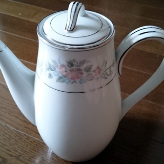 NORITAKE　CHINA　ティーポット　22cm