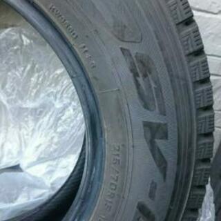 LT スタッドレスタイヤ ダンロップ