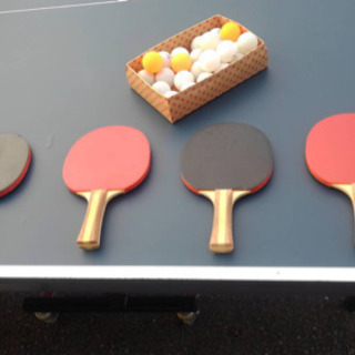 卓球台(国際規格品)キャスター付きラケット等おまけ付き