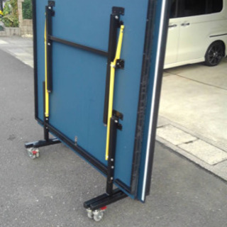 卓球台(国際規格品)キャスター付きラケット等おまけ付き