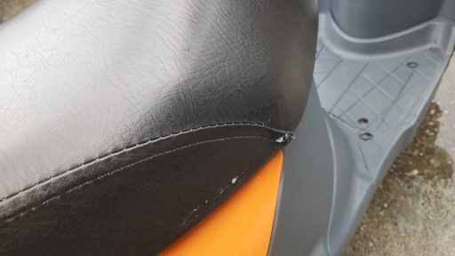 スズキレッツ4 CA45A オレンジ お安い原付軍団一員 なんと