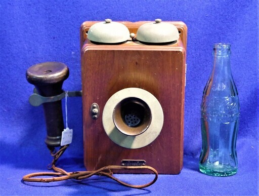 昭和レトロ 木製 壁掛 電話機 アンティーク 日本電氣 骨董 ビンテージ　インテリア