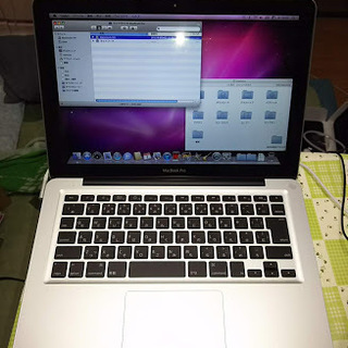 ほとんど新品　MacBookPro 13インチ　ノートパソコン/...
