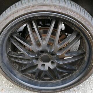 C25 225/35/20 セレナ装着の20インチアルミホイール、2018タイヤはバリ山