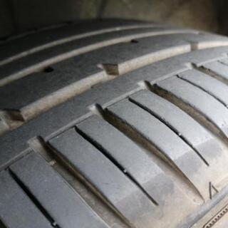 C25 225/35/20 セレナ装着の20インチアルミホイール、2018タイヤはバリ山