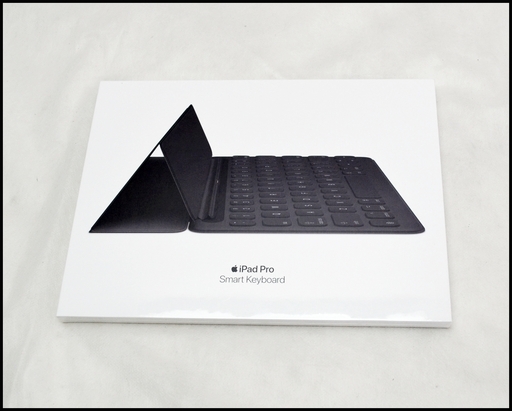 未開封 iPad Pro Smart keyboard 10.5インチ A1829 MPTL2J/A 純正 スマートキーボード