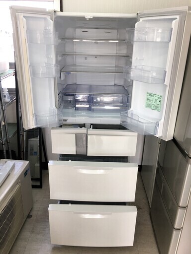 三菱600L冷蔵庫　6ドアフレンチドア　自動製氷機　2012年製