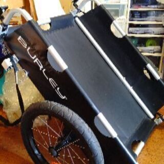 美品Burleyサイクルトレーラー格安で譲ります。