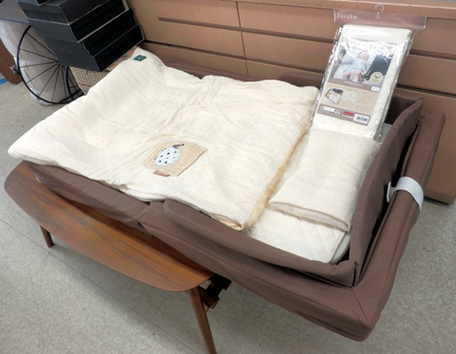 コンパクトベッド ファルスカ 新品シーツ付き 布団付き オーガニックコットン 茶 簡易ベッド 持ち運び 札幌市西区西野