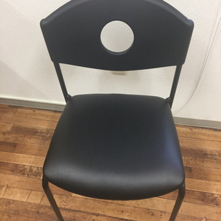 イケアの椅子