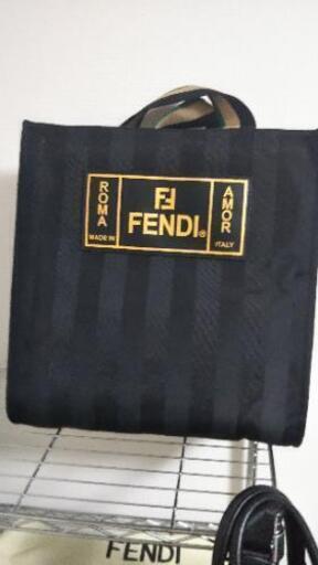 FENDIトートバック