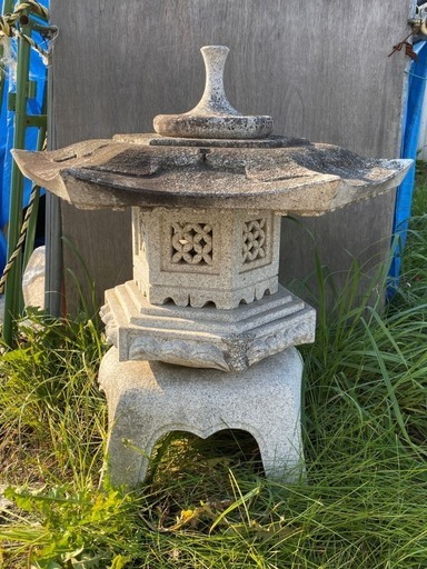 10/26石灯篭 御影石 庭 オブジェ 高さ86cm