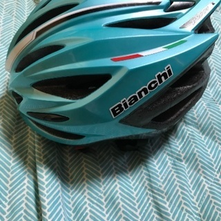 Bianchi ヘルメット